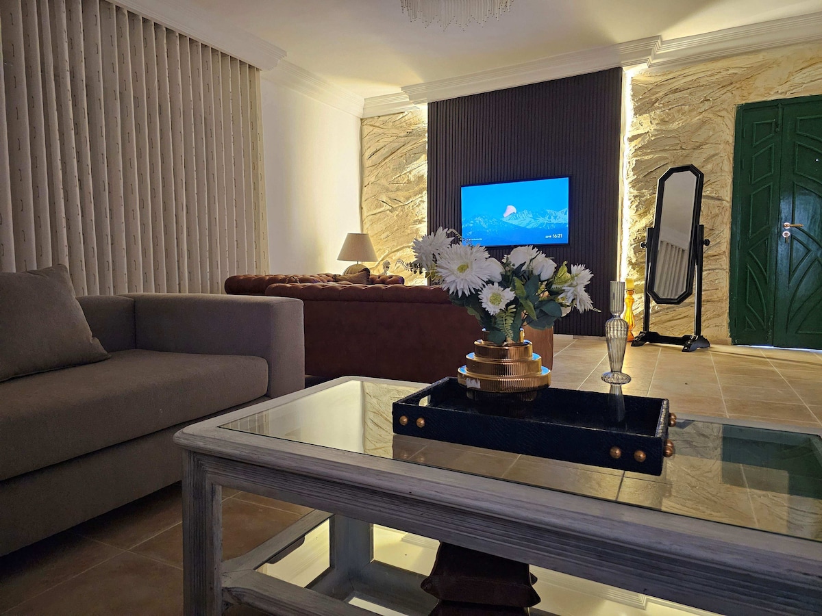 Villa Zayn