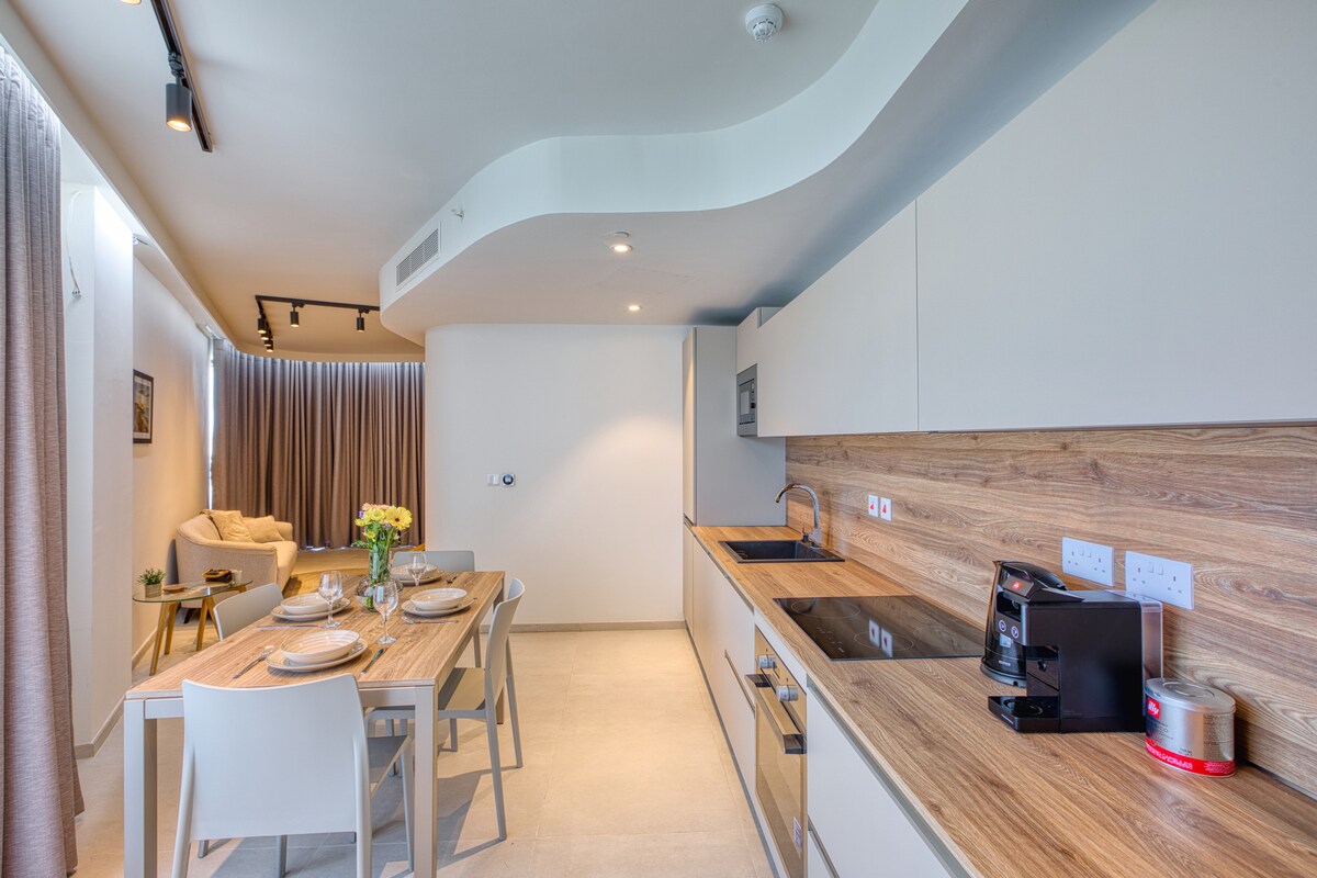 Mercury Suites 1BR Apartment • 7th Floor