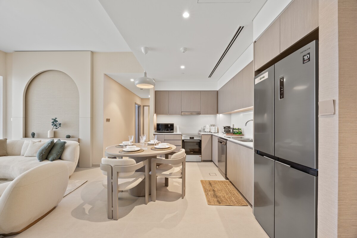 2 Bedroom Furnished Apartment | Grande Signature Residences 5