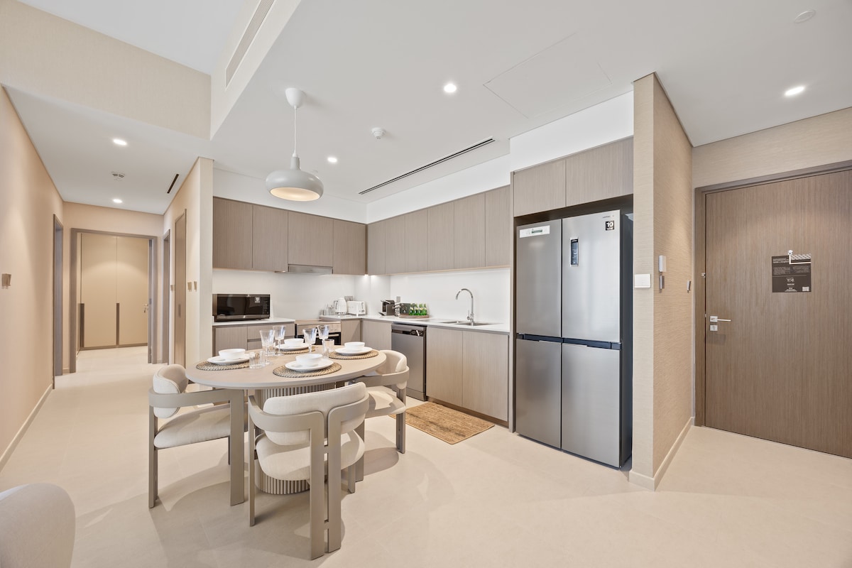 2 Bedroom Furnished Apartment | Grande Signature Residences 4