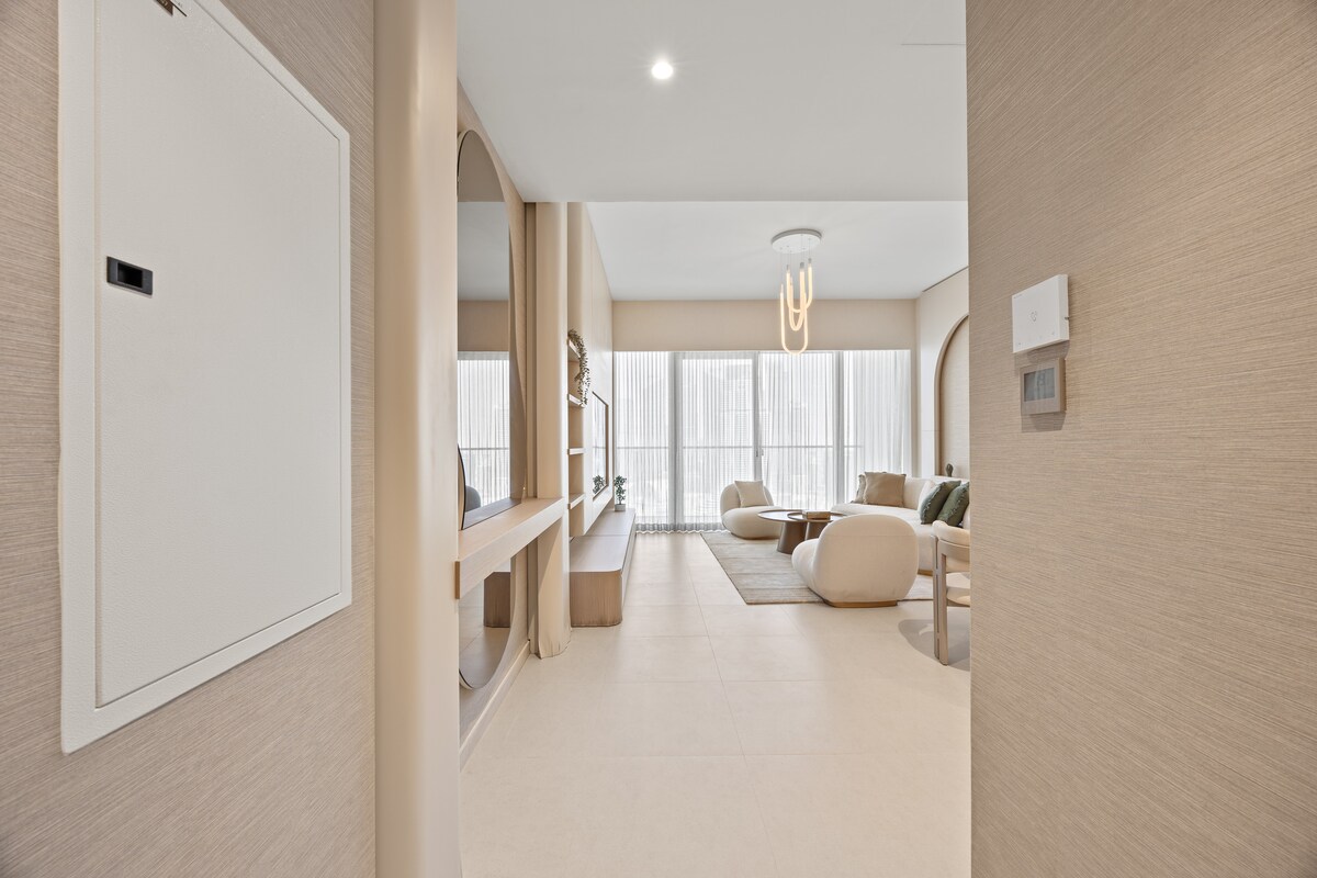 2 Bedroom Furnished Apartment | Grande Signature Residences 3
