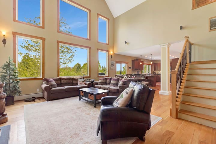 Kelton Collective managed Airbnb listing 1