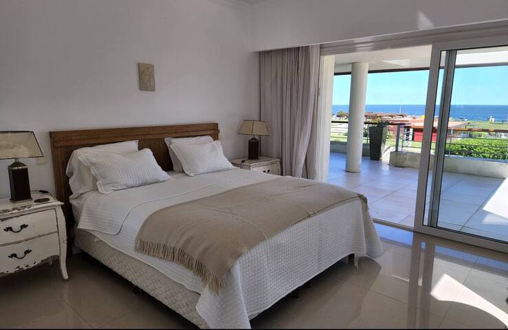 Custos managed Airbnb listing 1