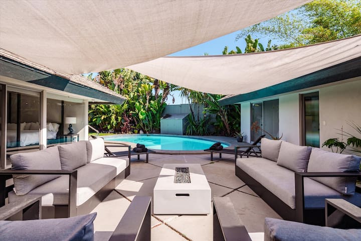 Classic MidCentury Modern +Pool in the Heart of LA gallery image 2