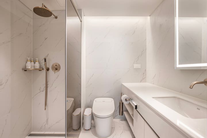 Ac 팰리스 서울 강남 managed Airbnb listing 2