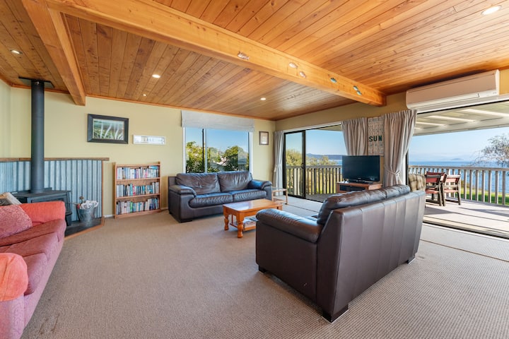 Lakefront At 5 Mile - Taupo - Right On The Lake! - Taupo