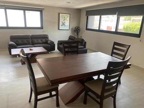 Top performing Airbnb: N201 Depa 2BR A/C Cerca Plazas+Queretaro 2000 in Arboledas