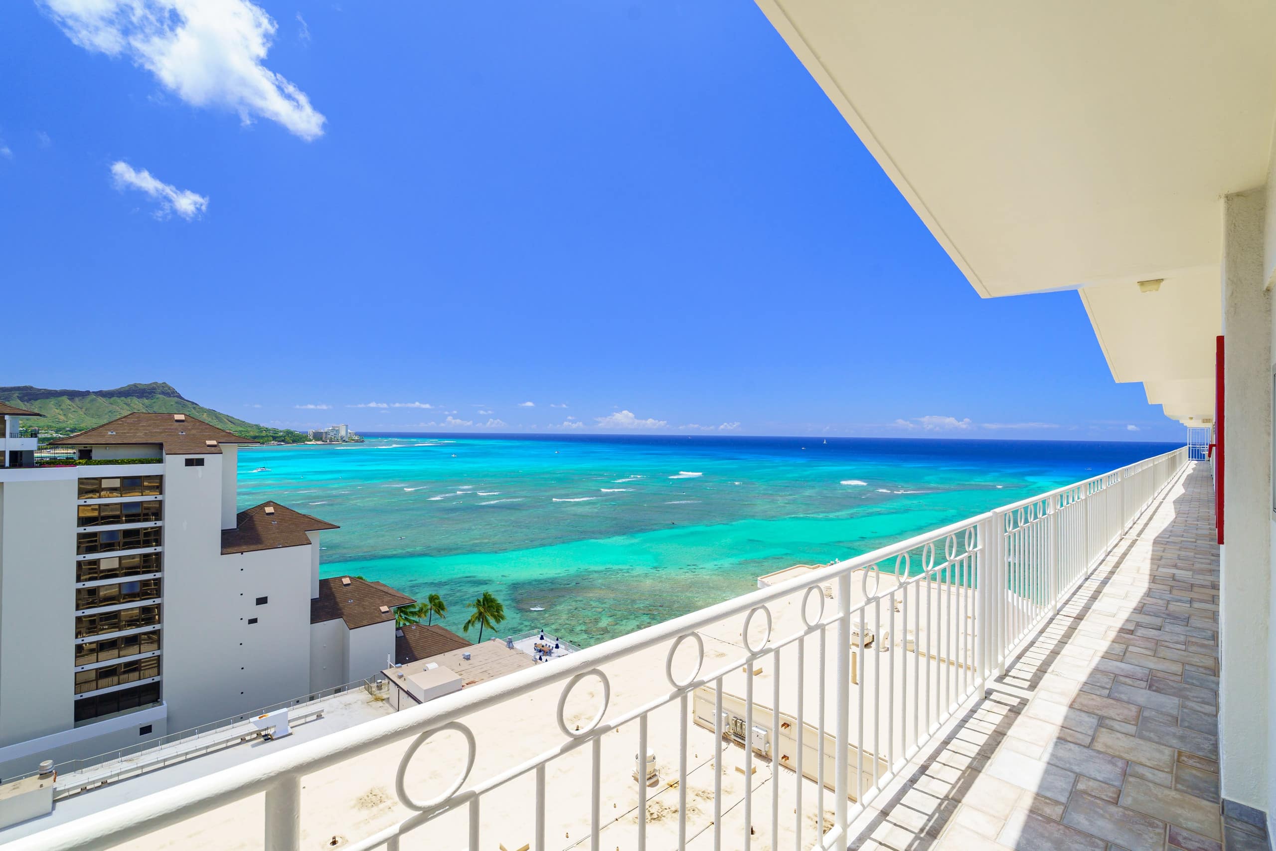 Condo in Honolulu · ★5.0 · 1 bedroom · 2 beds · 2 private baths - Image 22