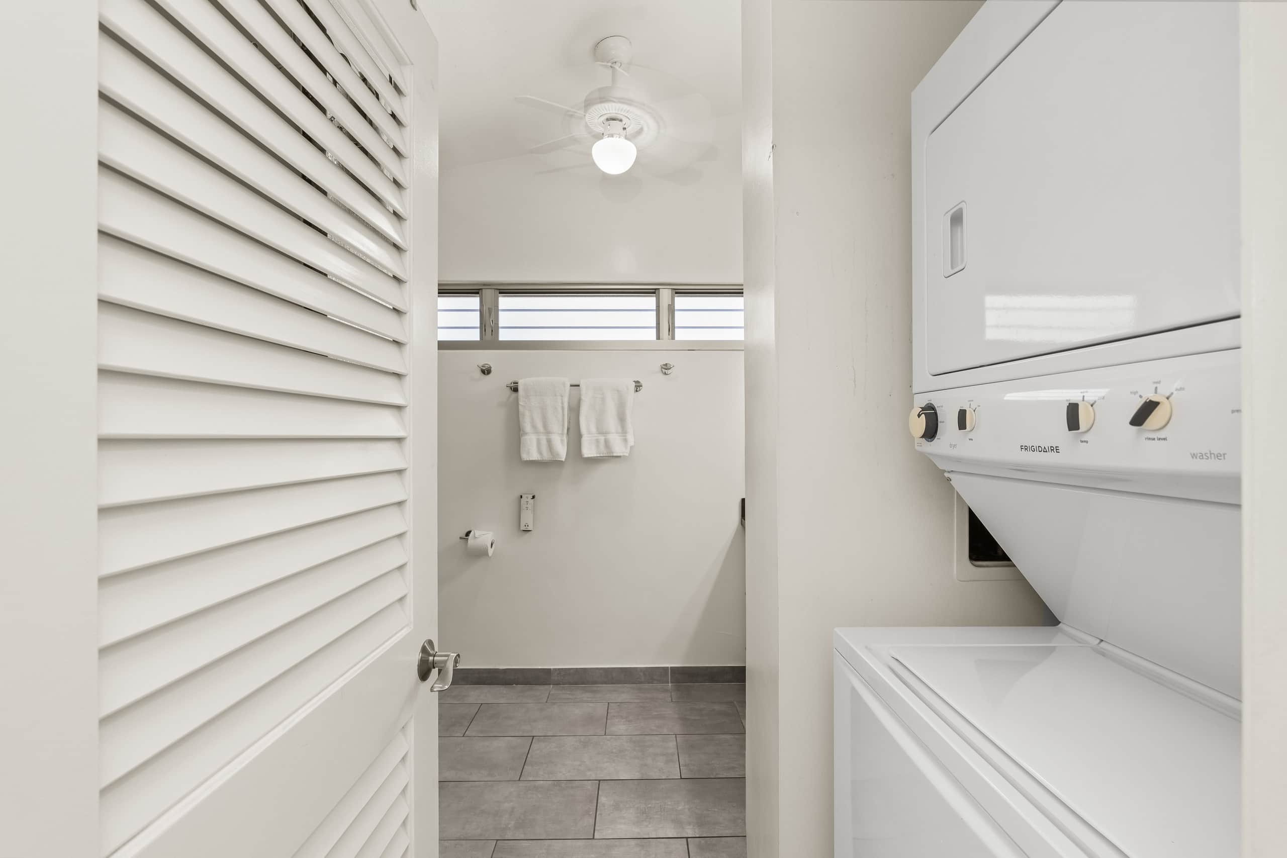 Condo in Honolulu · ★5.0 · 1 bedroom · 2 beds · 2 private baths - Image 23