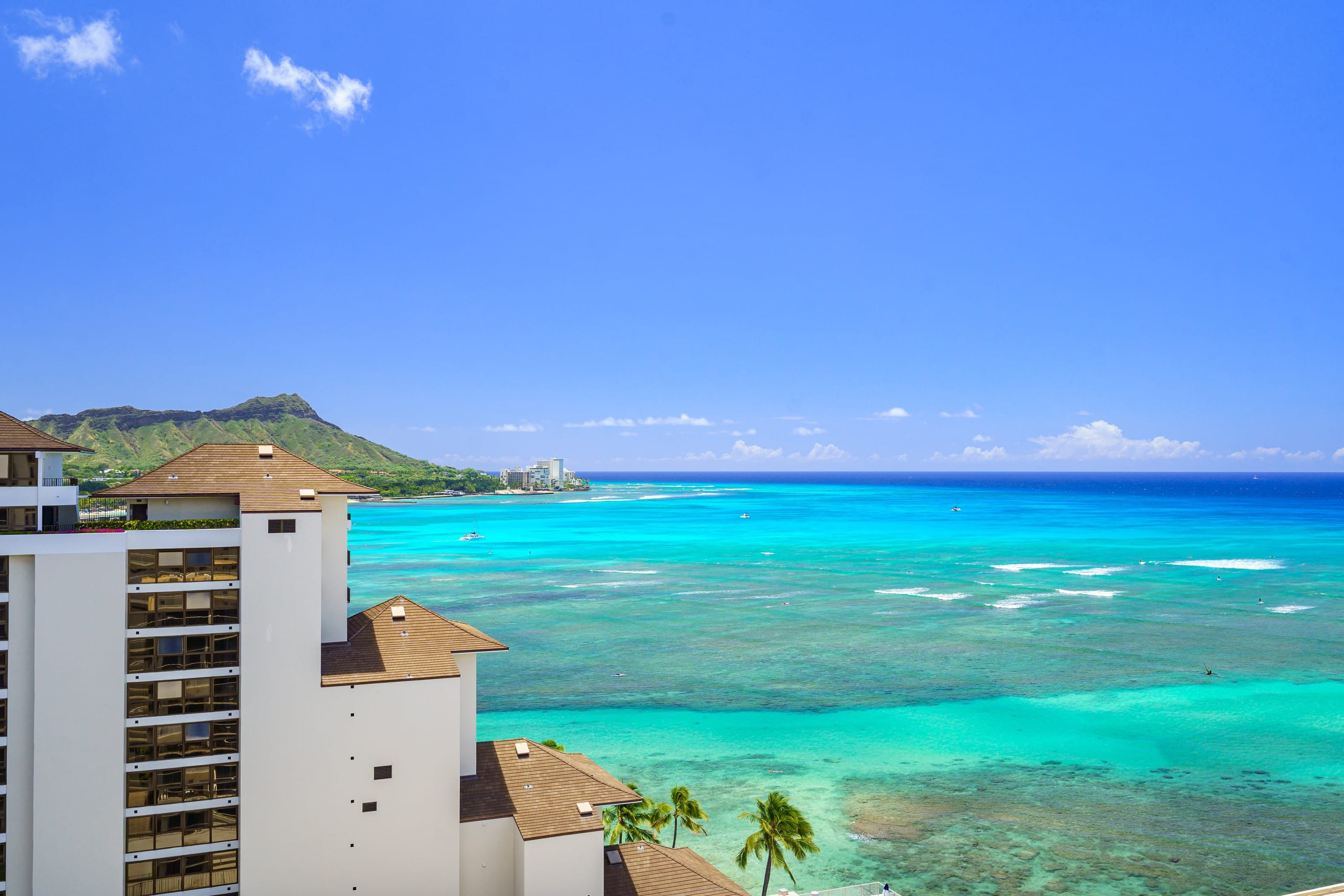 Condo in Honolulu · ★5.0 · 1 bedroom · 2 beds · 2 private baths - Image 27