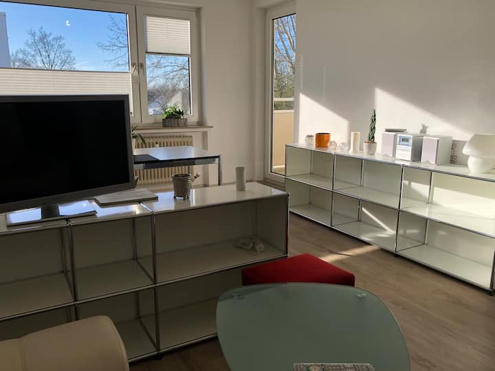 Sonnige 2-zi-wohnung Von Privat An Firmen - 브레멘