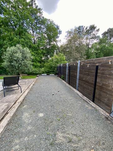 Maison plain-pied avec piscine gallery image 3