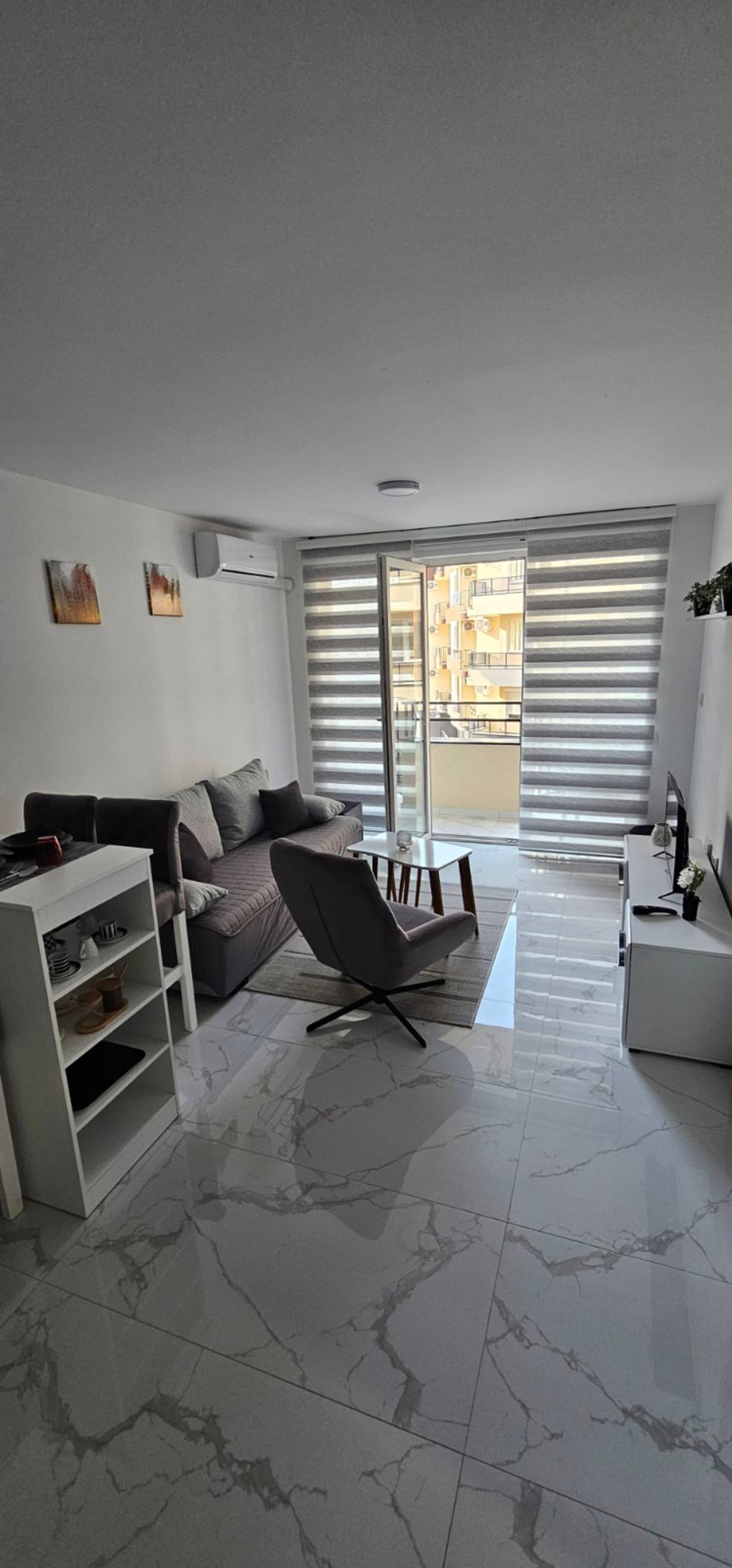 Stefan Tomić Apartment