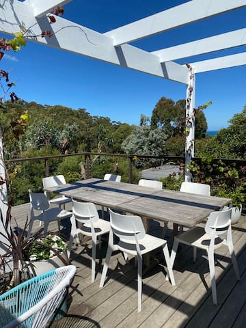 Light & Contemporary