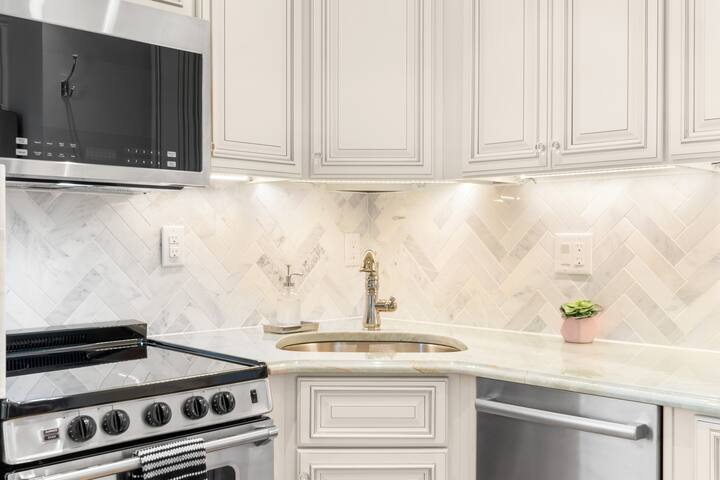 Iconic French Consulate Mansion I Central Denver gallery image 2