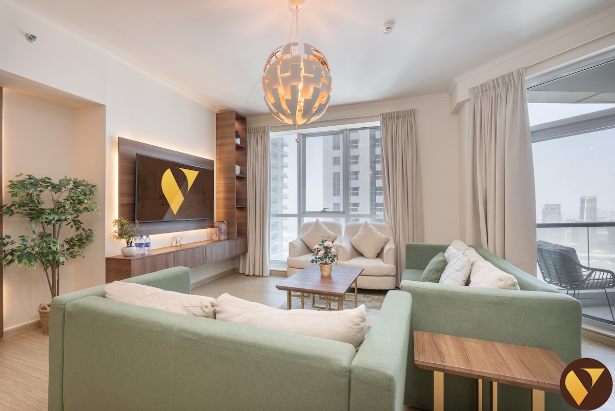 Successful Airbnb property: Vogue | Torch Tower near Dubai Marina Mall | JBR in Al Sufouh Second