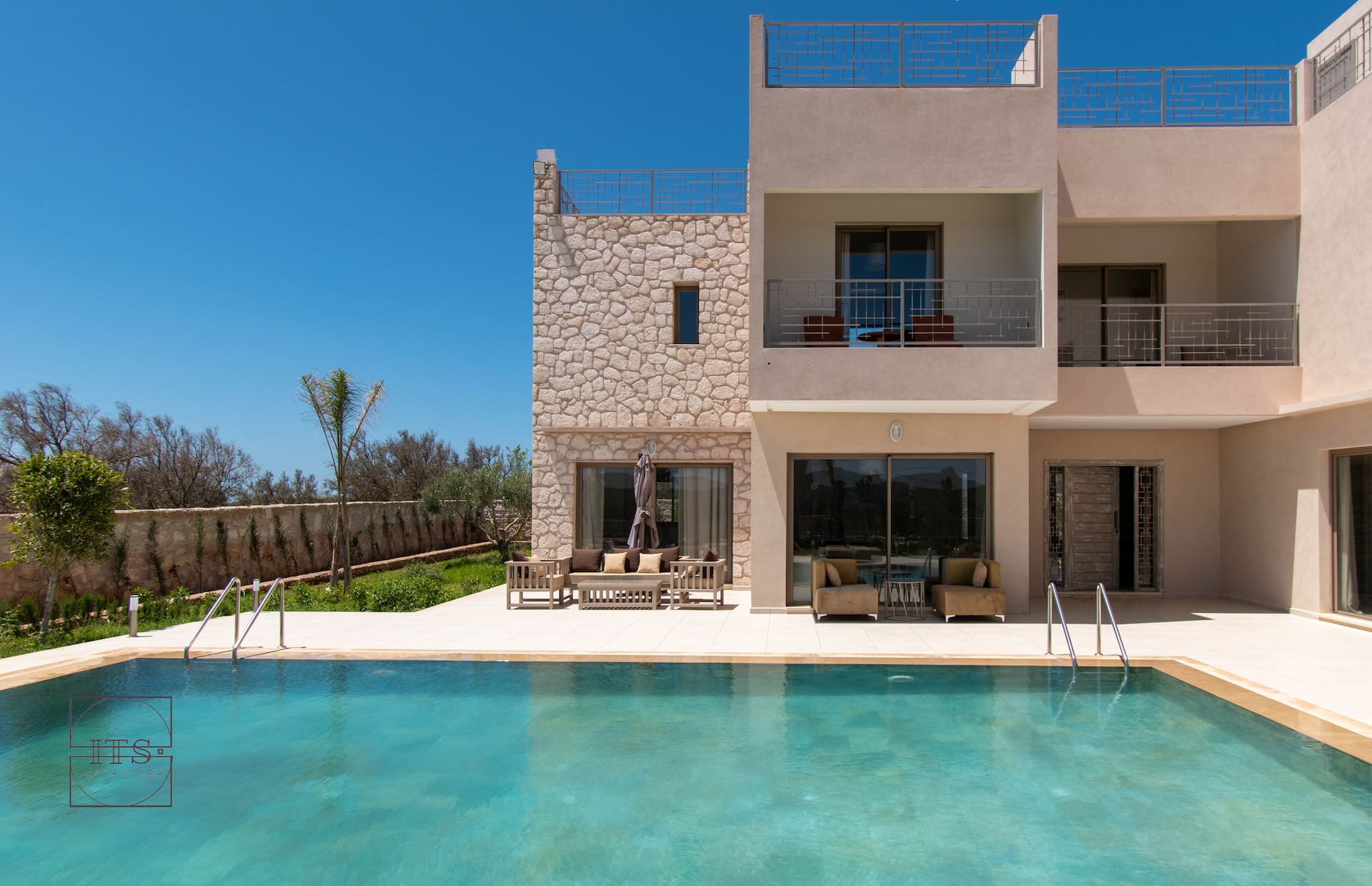 Villa KAWACH