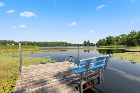 Serene Lakefront Cabin • Dock + Private Beach
