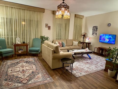 Stylish Vintage Charm 2BR/Zayed compound