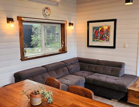 Successful Airbnb property: Nordic Longhouse with Sauna in Columbia Shuswap A