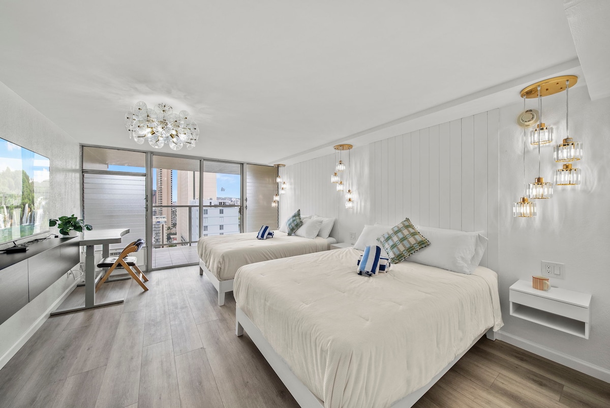 起居区经过精心设计，配有两张舒适的标准双人床，提供充足的空间，让您放松身心，睡个好觉。