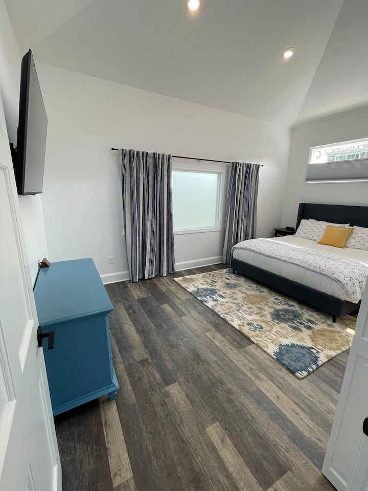 Spacious bedroom