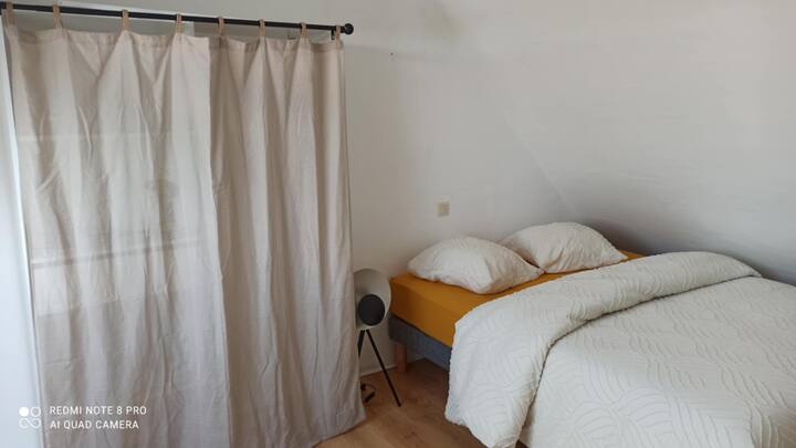 საძინებელი 2