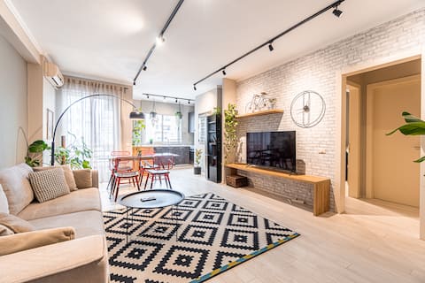 Blloku Urban Pop @ Enjoy Albania Apartments