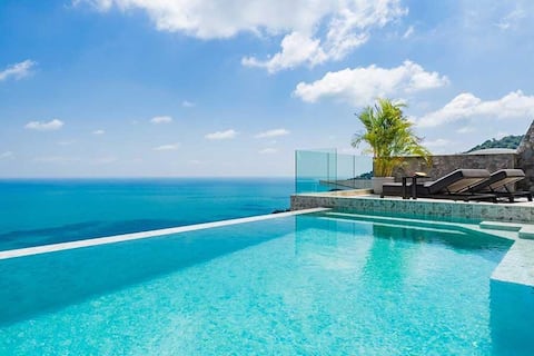 Worldclass seaview, rooftop terrace, sunrise, chef