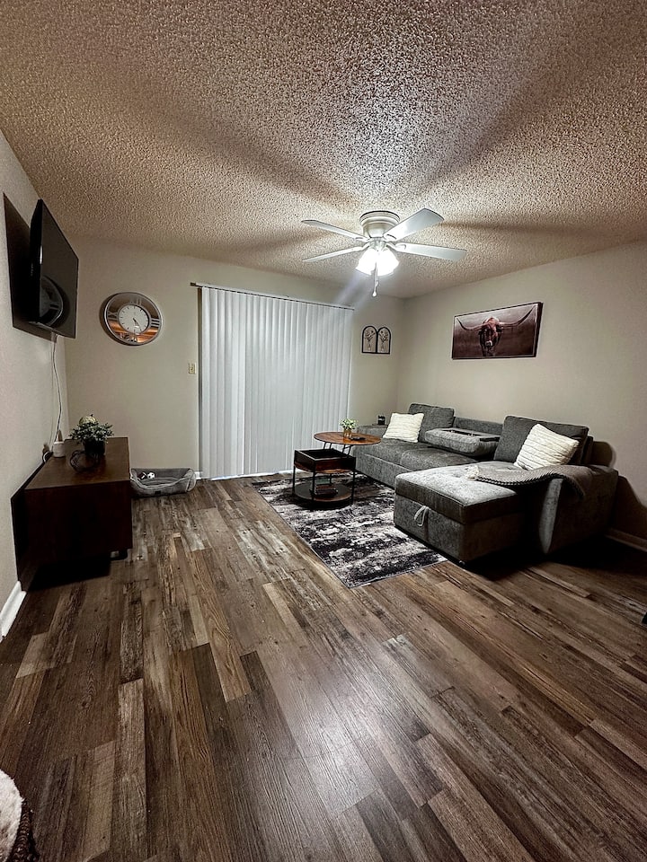 Comfort And Convenience In Ocala - Ocala, FL