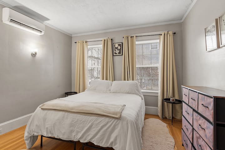 New! 1br • Perfect For Travelers & Nurses - Manchester, NH