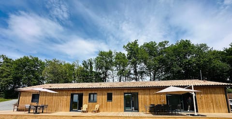 The House in the meadow, space and calm