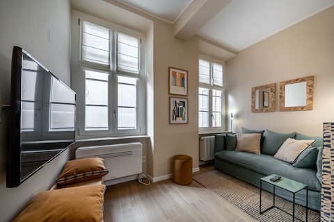 Top Airbnb: Modern Luxury Apartment in Central Parma a Parma