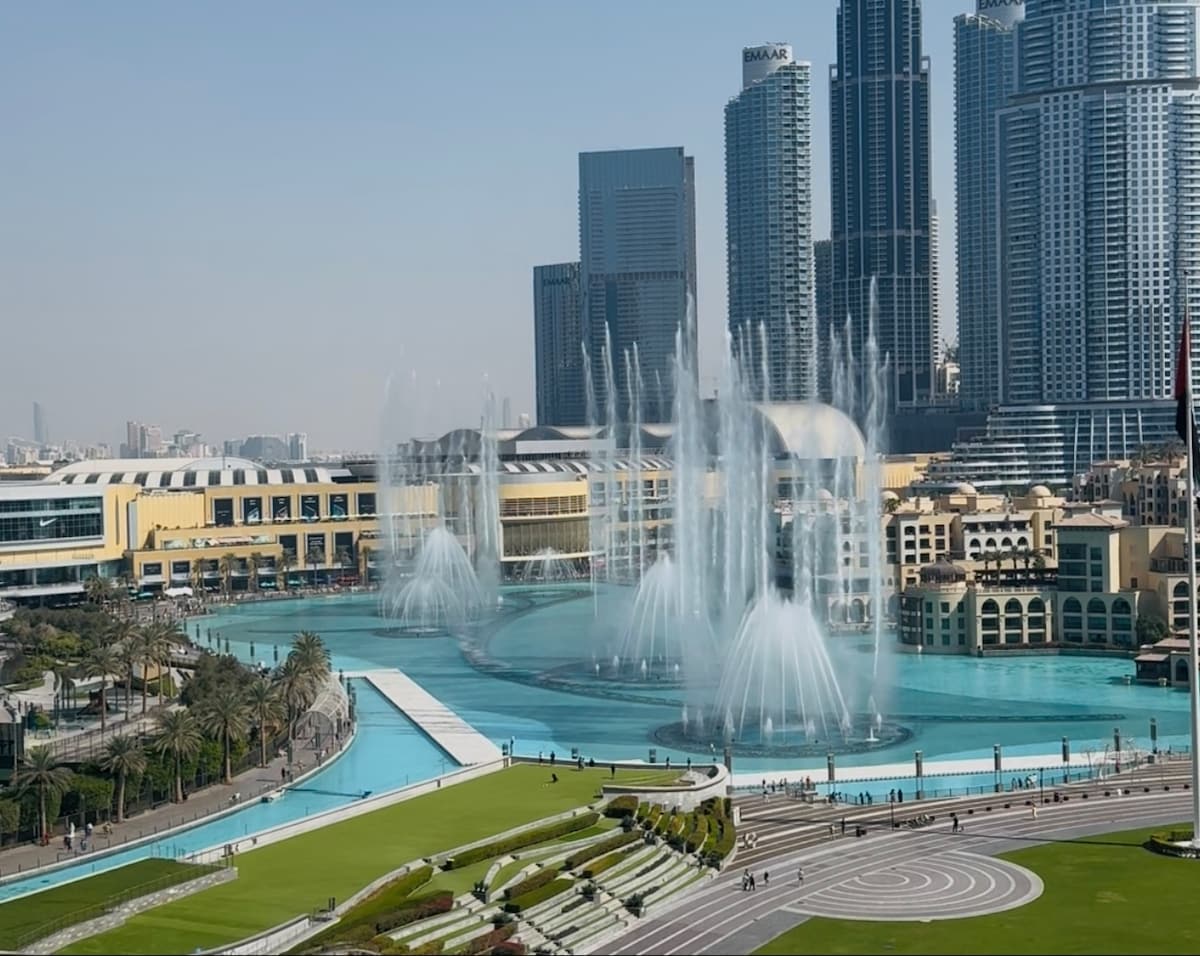 2 Bedroom Furnished Apartment with Burj Khalifa & Fountain View · IV 2
