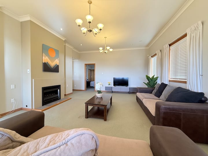 Northlight Haven – Seaview Escape In Mission Bay - Auckland