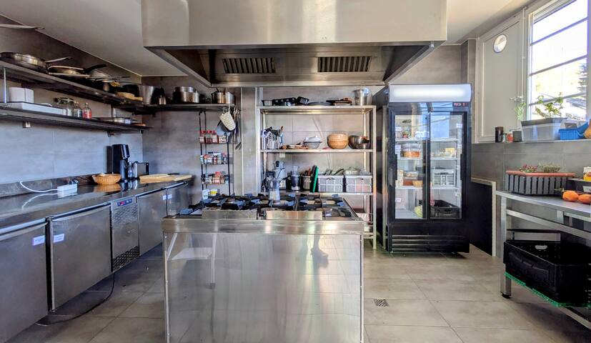 Alpine Villa for Offsites & Retreats – Vermont Hub gallery image 5