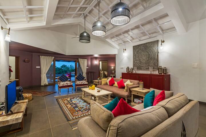 Villa In Mahabaleshwar | Aatman With Valley View - Mahabaleshwar