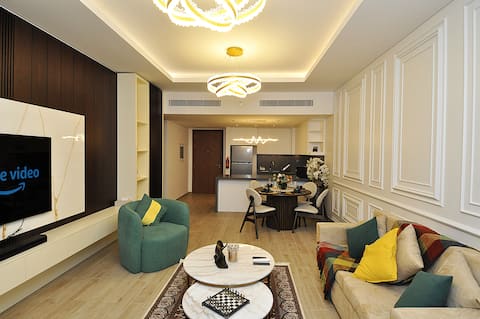 Top Airbnb: Luxury 1 Bedroom BurjKhalifa View.80% Off for24hrs in Al Wasl