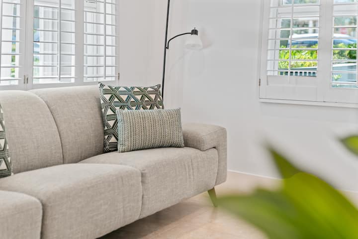 Beachside 1br Apt_prime Location • Shared Jacuzzi - Lauderdale-by-the-Sea, FL
