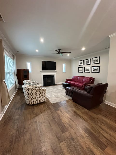 Successful Airbnb property: The Easy House in Jacksonville
