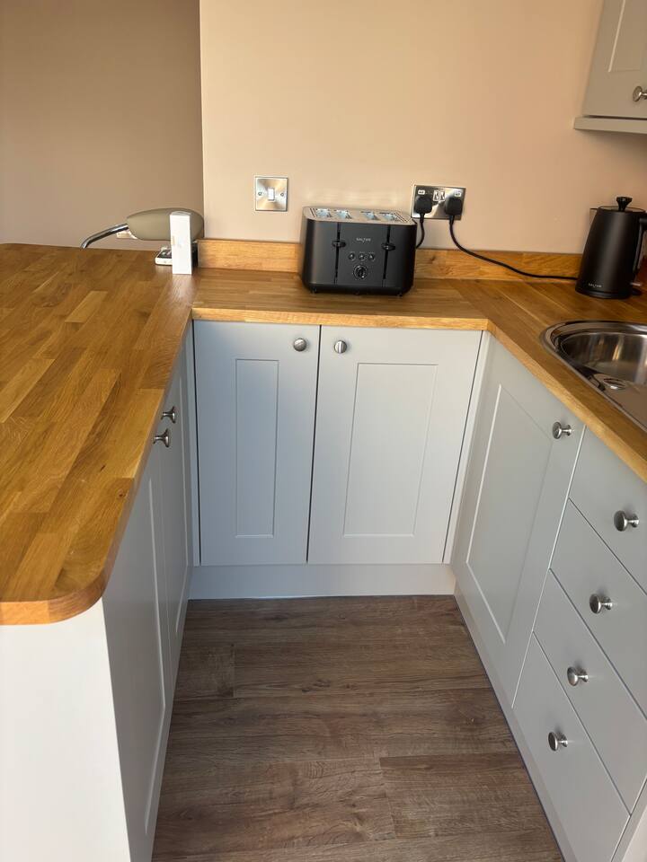 The Nook - Whitchurch