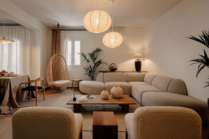 Naxian Nest Penthouse 3BR Apart – Walk to Beach