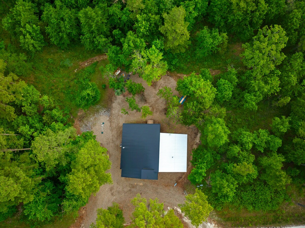 Saddlebrook Cabin photo 4