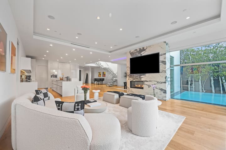 5*Luxury Home WeHo/Beverly Hills gallery image 5