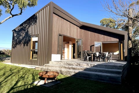 Rural Feel, City Convenience