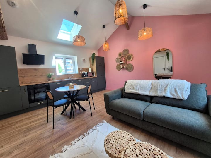 Charmante Maison Individuelle Avec Extérieur - Anse
