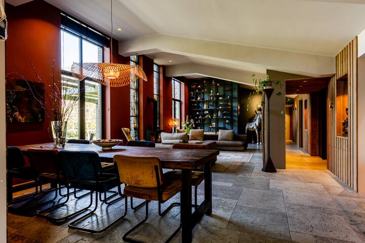 Luxurious stay in a church gallery image 3