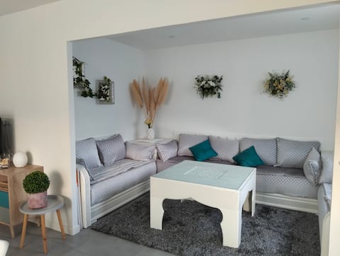 Top Airbnb: Charming 3-room Serrat d'en Vaquer in Perpignan
