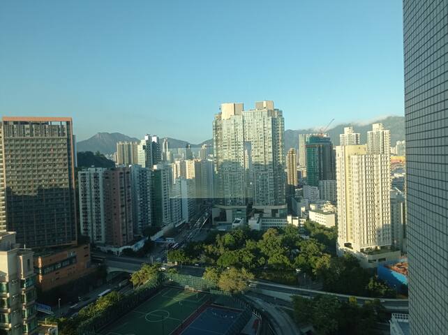 Hung Hom – Deluxe Suite 3-bedroom gallery image 4