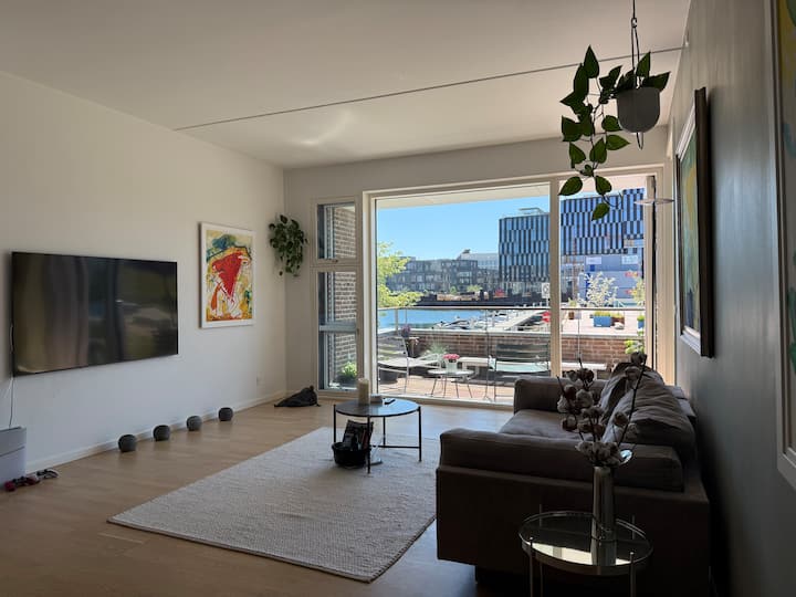 Stylish Waterfront Apartment - Copenhaguen